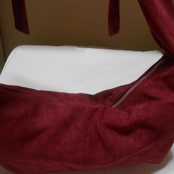 NEW NO BOUNDARIES SUEDE FELT HOBO STYLE OVERSIZED TOTE CROSSBODY BAG WINE MAROON - Picture 4 of 9